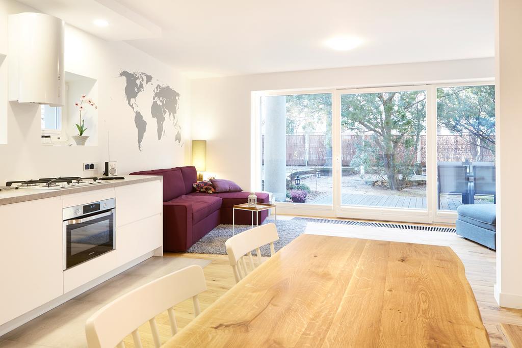 Lovely Lux Garden Flat Near Royal Park Apartment Варшава Екстериор снимка