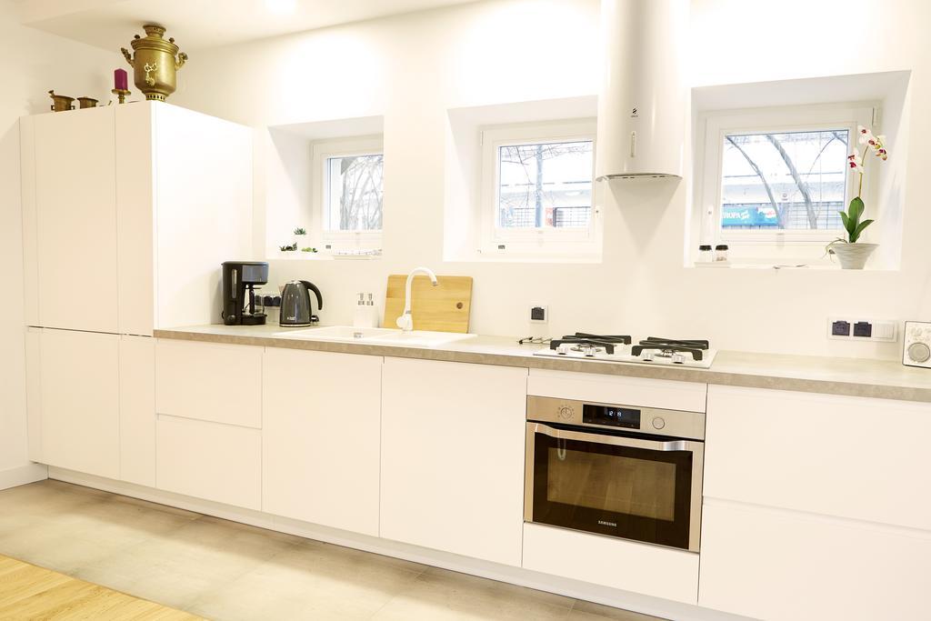 Lovely Lux Garden Flat Near Royal Park Apartment Варшава Екстериор снимка